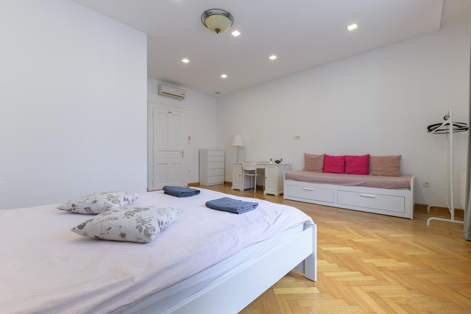 זאגרב Apartment Luna מראה חיצוני תמונה