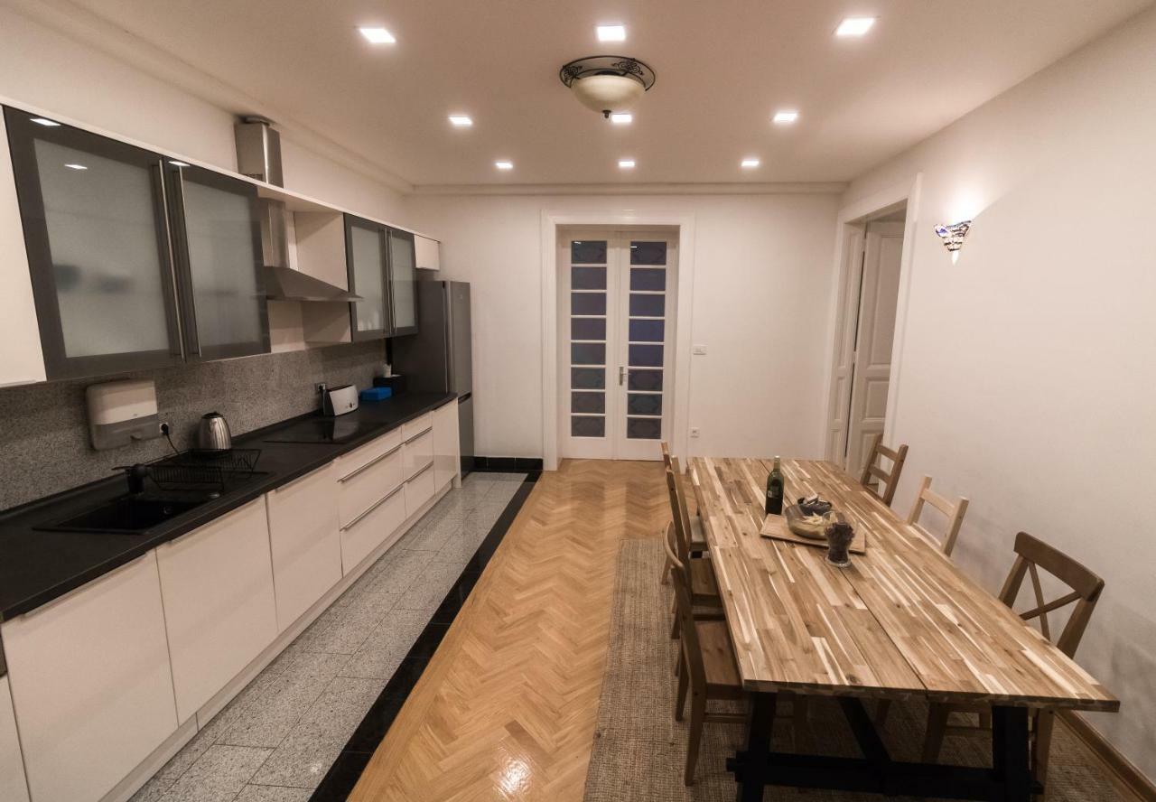 זאגרב Apartment Luna מראה חיצוני תמונה