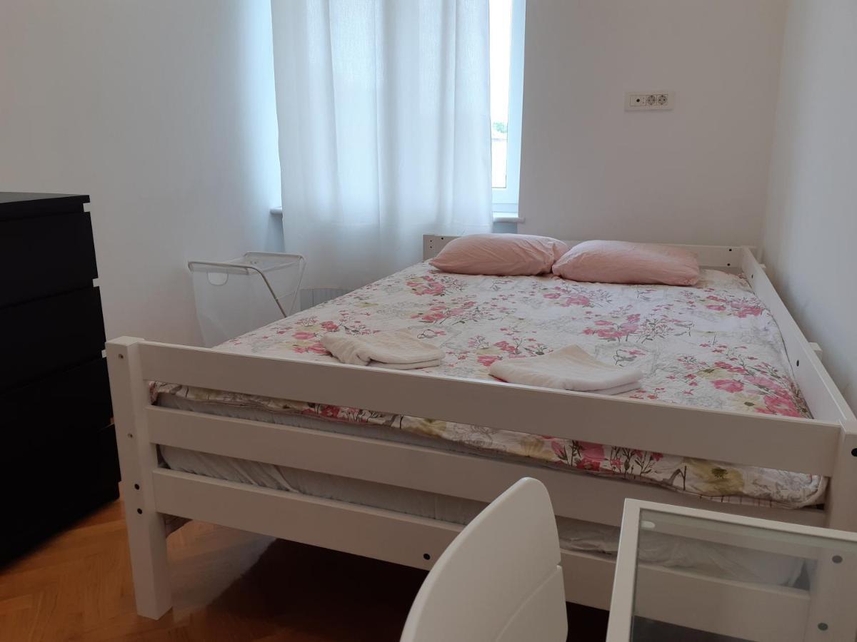 זאגרב Apartment Luna מראה חיצוני תמונה